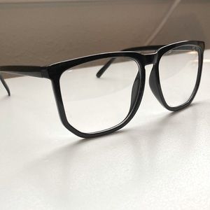 Oversized clear lens eye ware. Never worn